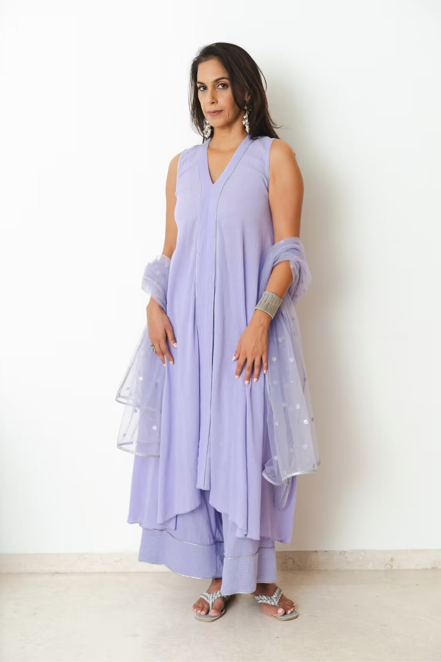 ZAINAB V-Neck Sleeveless Tunic Lavender Kurta Set Mala Singh