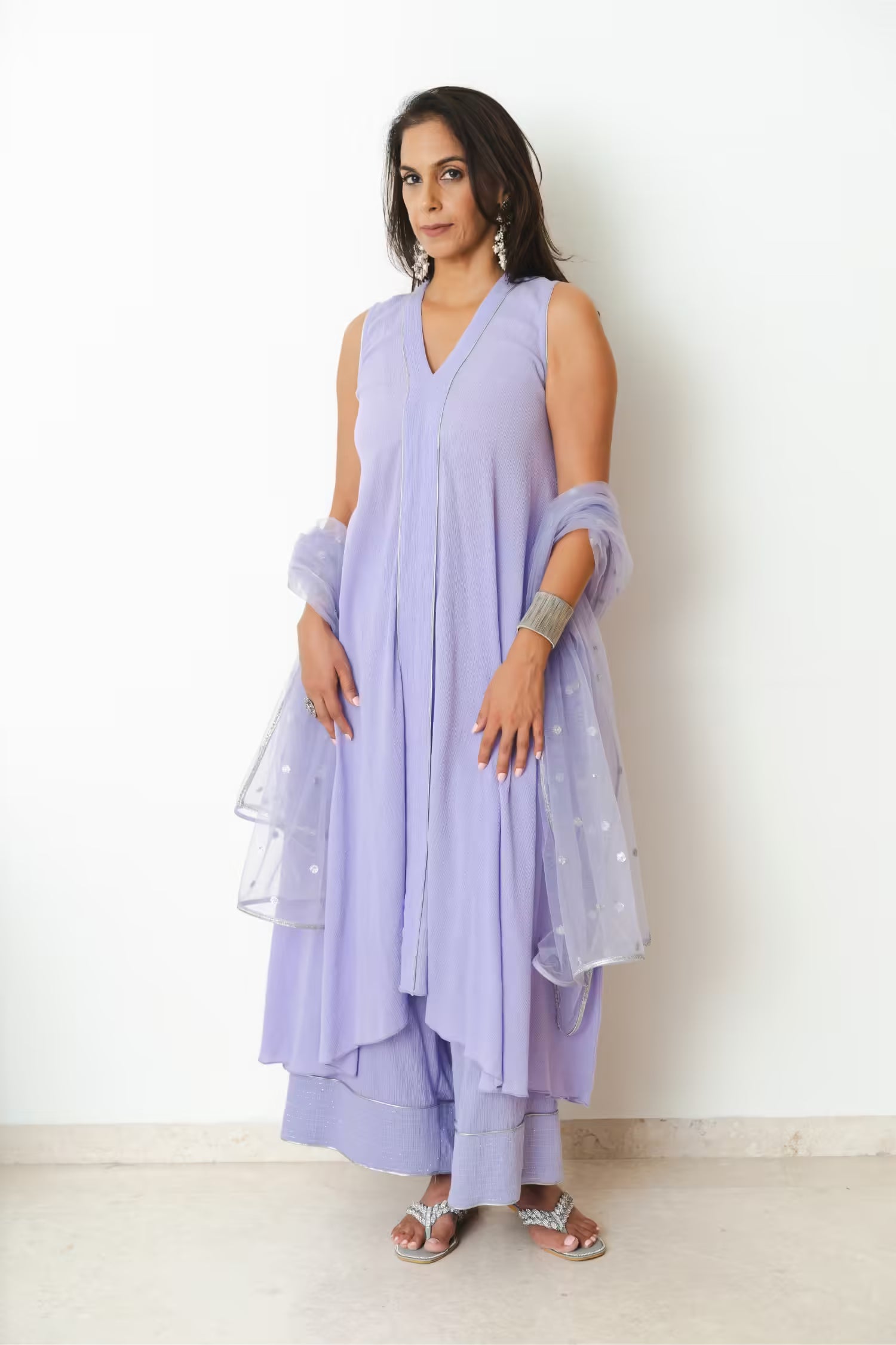 ZAINAB V-Neck Sleeveless Tunic Lavender Kurta Set Mala Singh